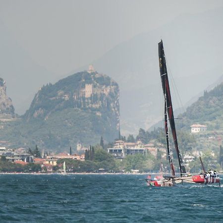 Dimora Storica Caproni Lägenhet Arco Exteriör bild